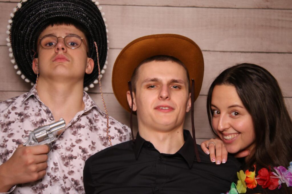 2025-02-22_21-29-37_2 (Copy)