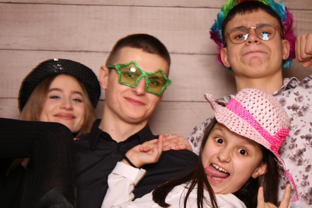 2025-02-22_21-55-26_2 (Copy)